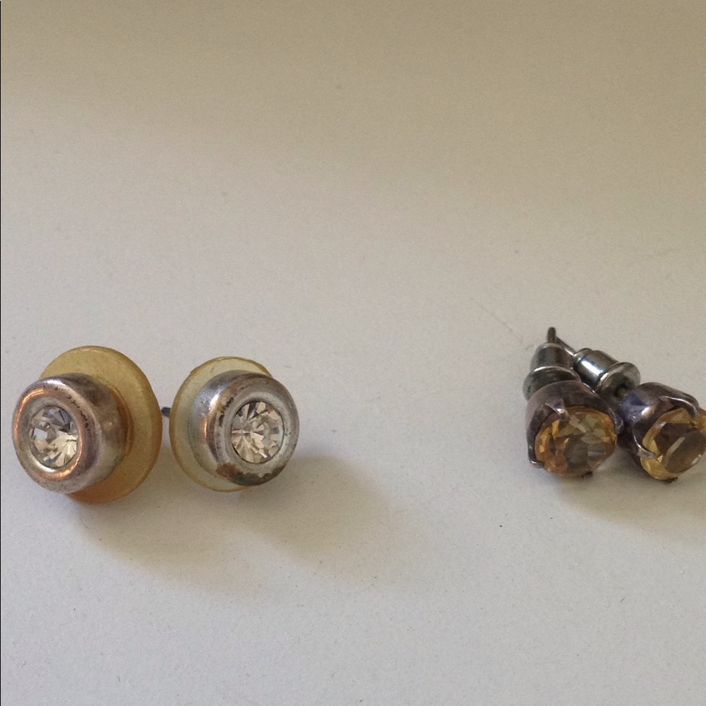 Two pair of earrings